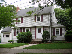 12 Hallron Rd, Newton, MA 02462 exterior