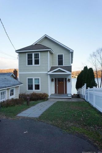 20 Lake Shore Dr, Middlefield, CT 06455 exterior