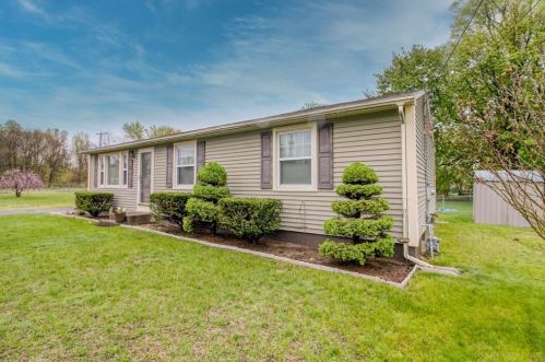 7 Denver St, Springfield, MA 01109 exterior