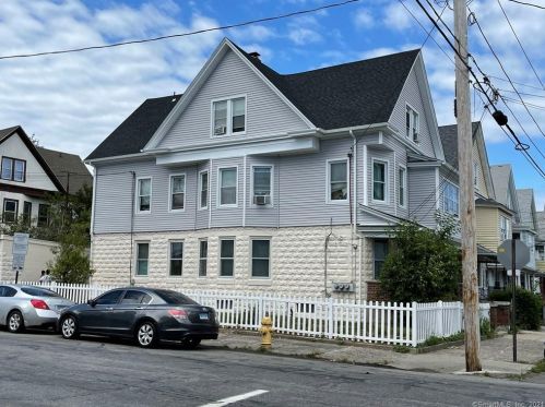 363 Catherine St, Bridgeport, CT 06604 exterior
