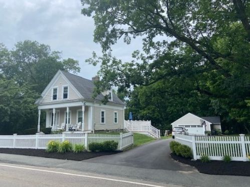 111 Summer St, Walpole, MA 02071 exterior