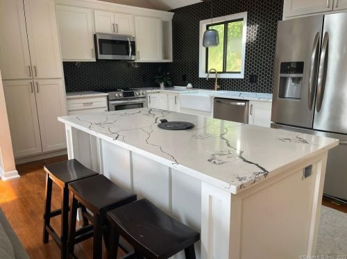 44 Princess Wenonah Dr, Huntington, CT 06484 exterior