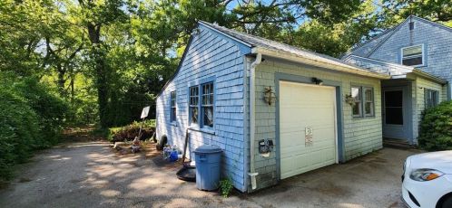 5 County Trl, Exeter, RI 02822 exterior