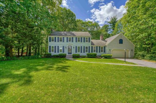 10 Brier Ln, Derry, NH 03038 exterior