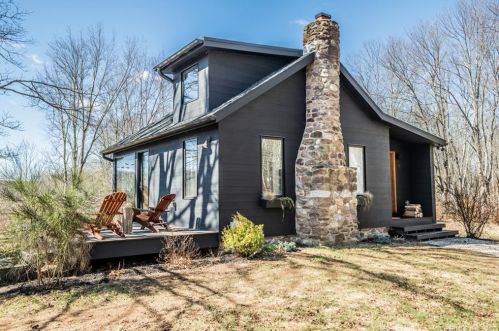 51 Birch Mill Rd, Durham, CT 06422 exterior