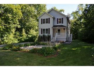 27 Parkview Trl, Cumberland, RI 02864 exterior