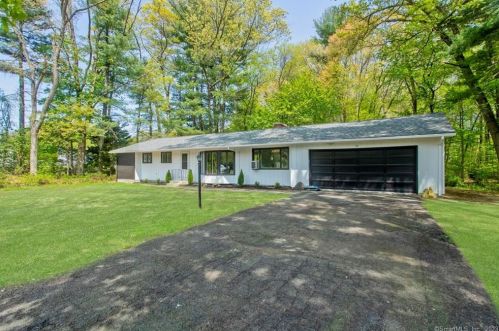 30 Parson Rd, Somers, CT 06071 exterior