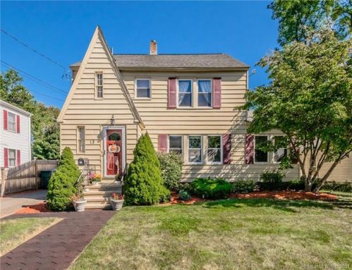 13 Centerfield St, Manchester, CT 06042 exterior