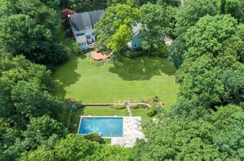 110 Norrans Ridge Dr, Ridgefield, CT 06877 exterior