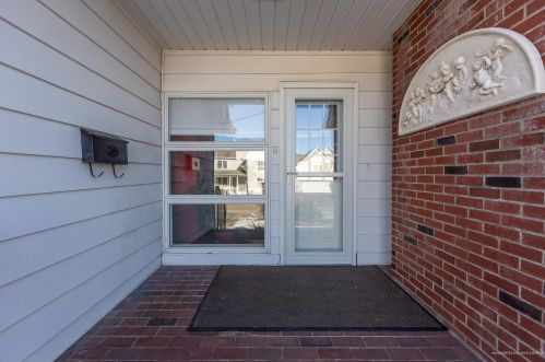 19 Memorial Dr, Biddeford, ME 04005 exterior