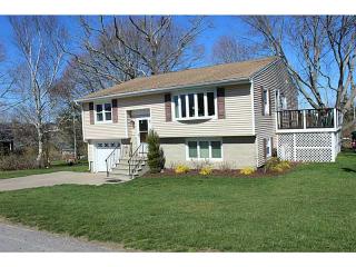 22 Continental Dr, Middletown, RI 02842 exterior