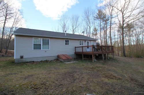 48 Hill Valley Rd, Poland, ME 04274 exterior