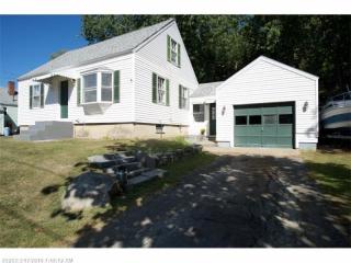 131 Leach Rd, Eliot, ME 03903 exterior