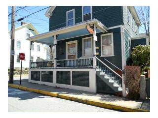 43 3Rd St, Newport, RI 02840 exterior