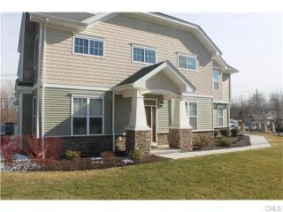 2 Bainbridge Blvd, Bethel, CT 06801 exterior