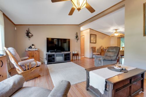8 Butland Ave, Seabrook, NH 03874 exterior