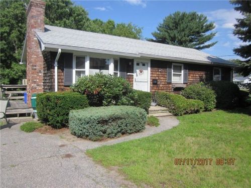 129 Saint Hughes St, Woonsocket, RI 02895 exterior