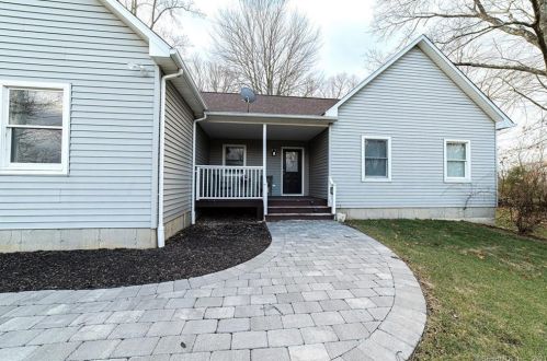 159 Chestnut Ridge Rd, Bethel, CT 06801 exterior