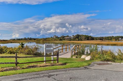 51 Bucks Creek Rd, Chatham, MA 02633 exterior