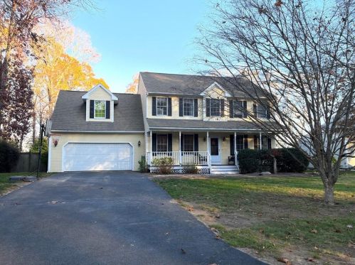 75 Eastwick Rd, North Kingstown, RI 02852 exterior