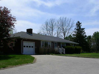 113 Dunns Corner Rd, Westerly, RI 02891 exterior