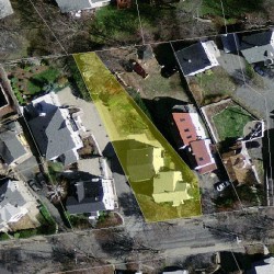 20 Beecher Pl, Newton, MA 02459 aerial view