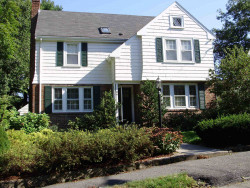 34 Leslie Rd, Newton, MA 02466 exterior