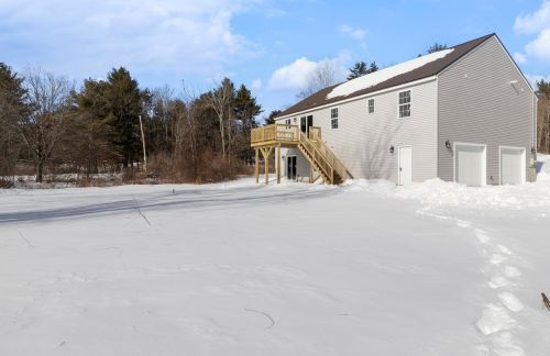 247 2Nd Crown Point Rd, Barrington, NH 03884 exterior