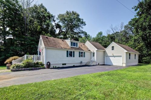 1080 Meriden Ave, Southington, CT 06489 exterior