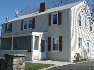 27 Benson St, Bridgeport, CT 06606 exterior