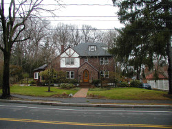 1411 Beacon St, Newton, MA 02468 exterior