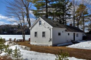 131 Shore Rd, Plymouth, ME 04969 exterior