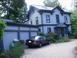 7 Walnut St, Newton, MA 02460 exterior
