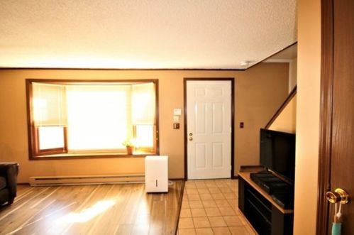 114 Henshaw St, Worcester, MA 01603 exterior