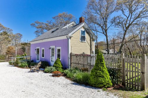 1532 State Hwy Rte 6, Wellfleet, MA 02667 exterior