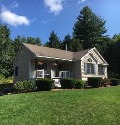 1072 Black Brook Rd, Goffstown, NH 03046 exterior