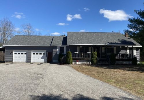 11 Carding Machine Rd, Richmond, ME 04357 exterior