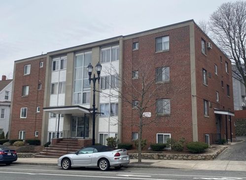 859 Broadway, Everett, MA 02149 exterior