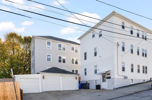 74 Terrace Ave, Providence, RI 02909 exterior