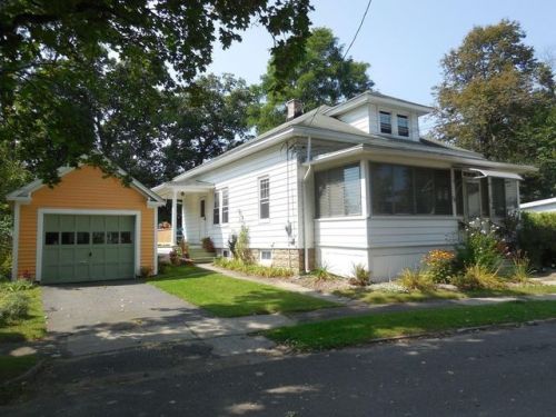 64 Lilly St, Northampton, MA 01062 exterior