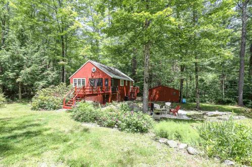 19 Pine Glen Rd, Hillsboro, NH 03244 exterior