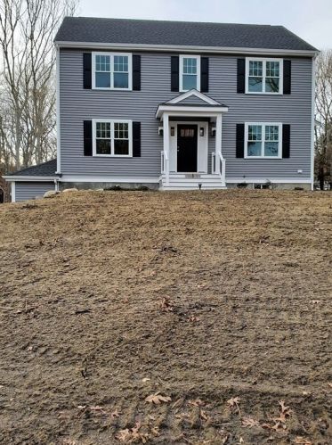17 Weeks Pond Dr, Sandwich, MA 02644 exterior