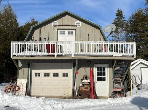 8 Overpass Rd, Sabattus, ME 04280 exterior