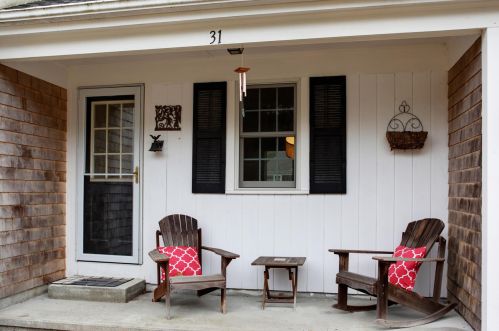 31 Kencomsett Cir, Yarmouth, MA 02675 exterior