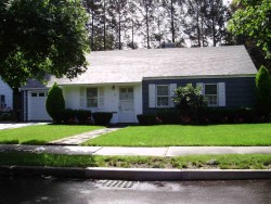 141 Spiers Rd, Newton, MA 02459 exterior