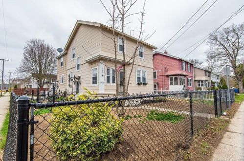 149 State Ave, Killingly, CT 06241 exterior