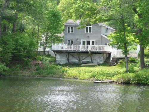 19 Golden Hills Rd, Saugus, MA 01906 exterior