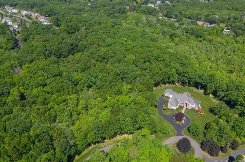 109 Peria Dr, Rocky Hill, CT 06067 exterior