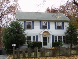 121 Arlington St, Newton, MA 02458 exterior