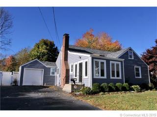 121 Knobb Hill Rd, Milford, CT 06460 exterior